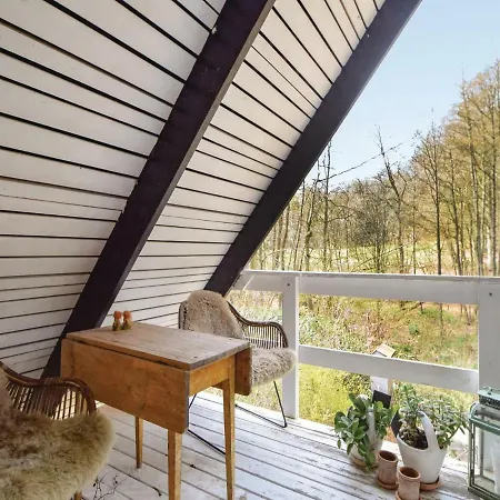 Two-bedroom Holiday In Holiday home *